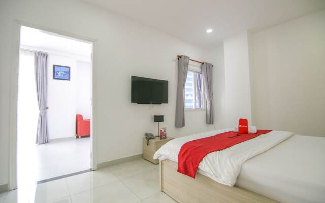 Reddoorz Near Quan Khu 7 Stadium
