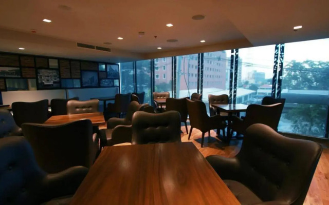 B Hotel Quezon City