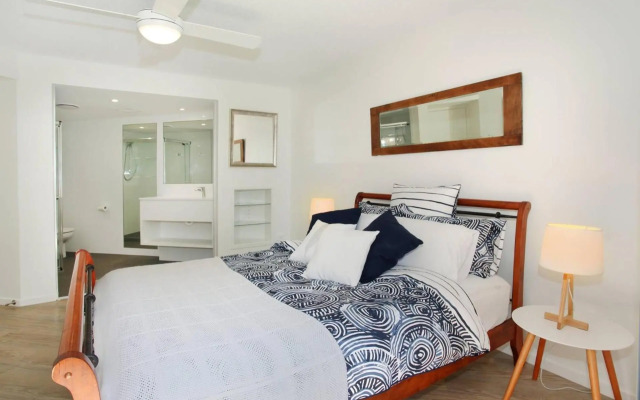 Unit 4 'Coolum Cove', Coolum Beach