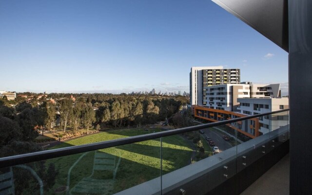 Stunning Apartment In Parkville
