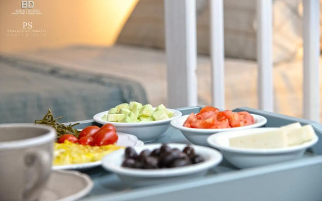 Pyrgos Houses and Restaurant