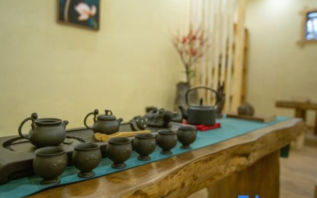 Yili Yunshan Hot Spring Guesthouse
