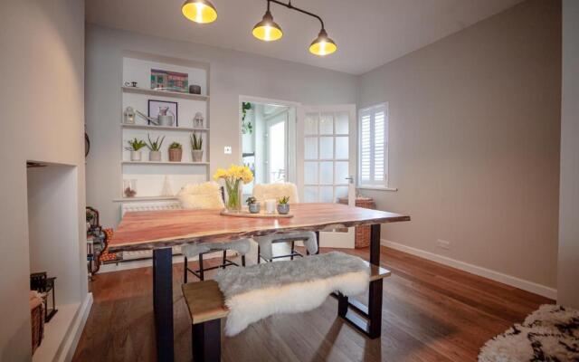 St Owen's Terrace by RentMyHouse