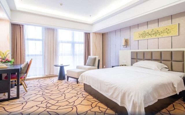 Hanmu Lanting Holiday Hotel