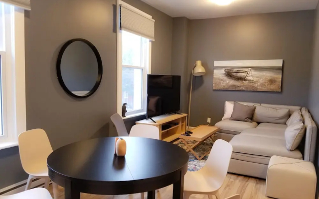 JstLikeHome - Downtown Suites