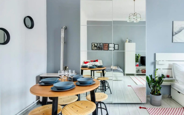 BpR Pyvo Street Home with balcony