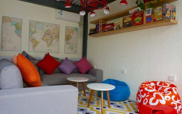 Yangshuo Wada Hostel by Yulong River