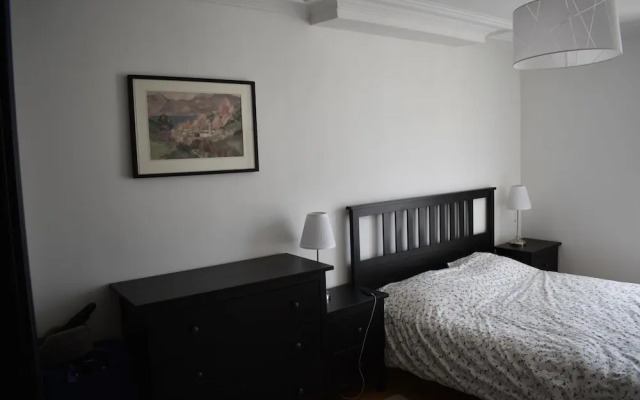 Charming 1 Bedroom Apartment With Balcony