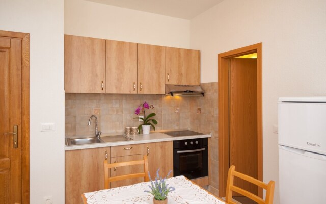 Beach Resort Apartments Podspiline