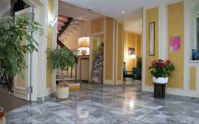 Hotel Busby