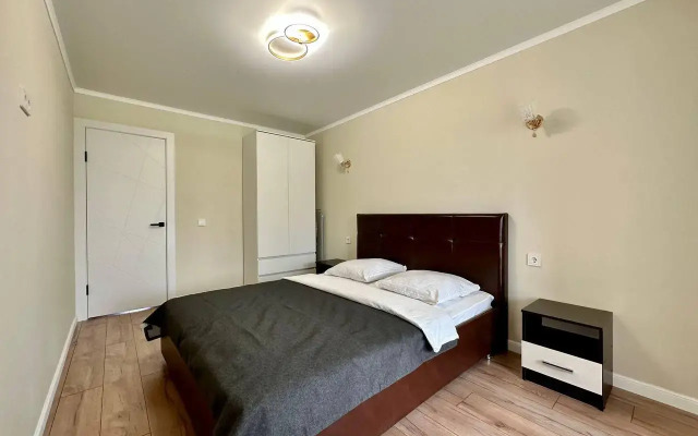 EasyRent (ИзиРент) на улице Дзержинского 75