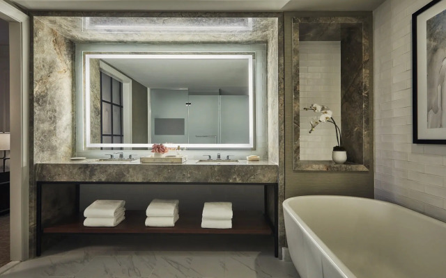Four Seasons Hotel Austin