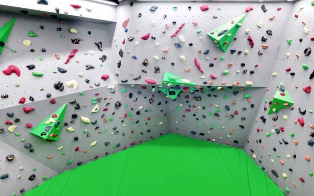 Gradonna Mountain Resort (KAX101)