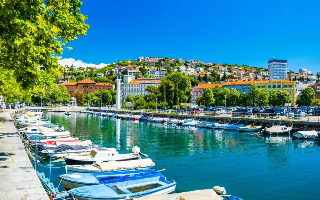 Seaview City Apartment Frida