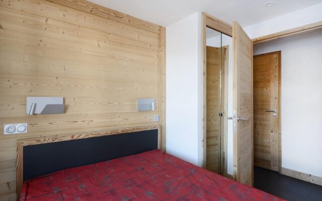 Residence Les Coches 3 Rooms Renovated In A Family Resort At The Bottom Of The Slopes Bac524