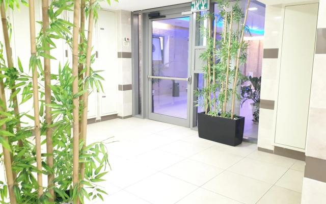 Stunning Penthouse with sea views and private heated pool