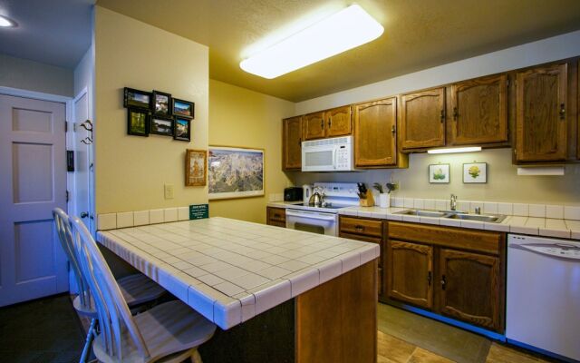 Hidden Valley #105 - 1 Br Condo