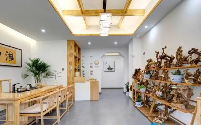 Floral Hotel · Tongfu Inn (Wutai Mountain Scenic Area) – Sports – Xinzhou