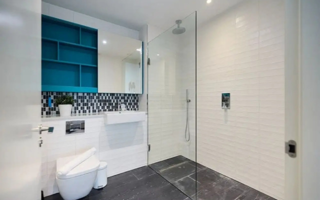 The Southwark Heights -modern 3-bedroom Flat With City Views