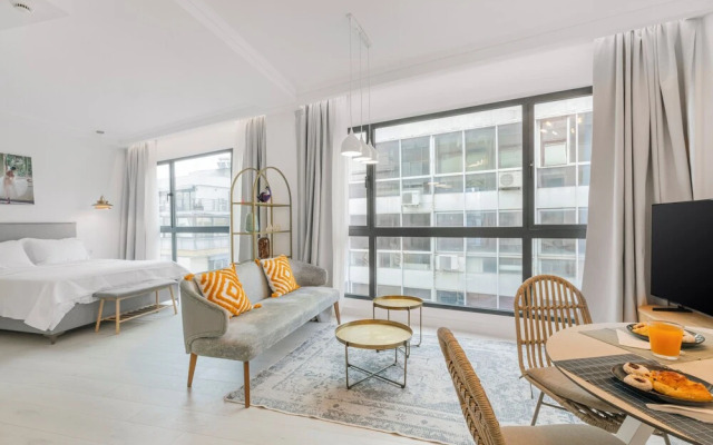 Ototo Luxury Living