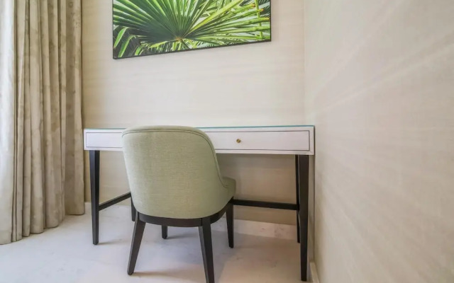 Luxurious Apartments With Sea View