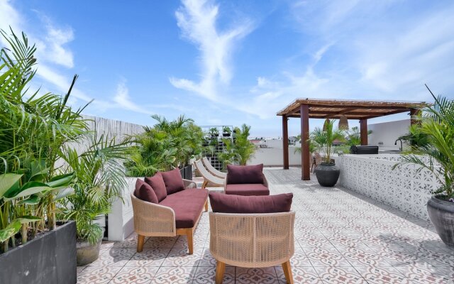 Elena Villa by Betterplace