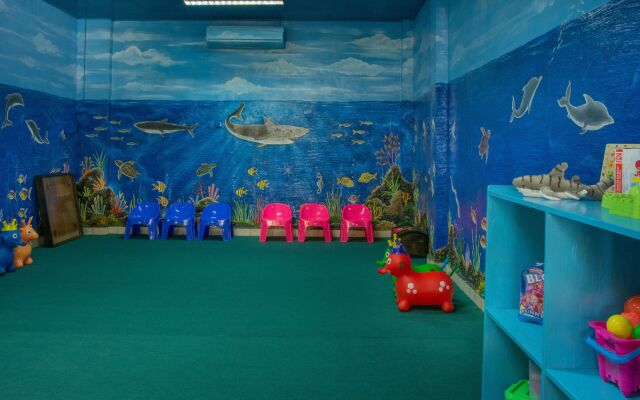 Mangsit Suites by Holiday Resort Lombok