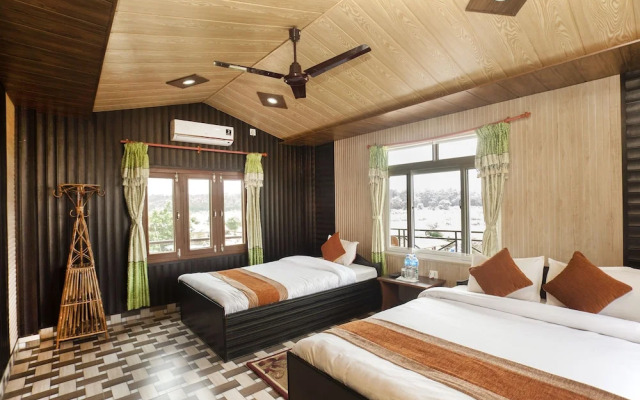 OYO 485 Hotel Holy Lodge Annexe