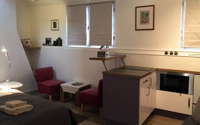 Chambre and Studio 29