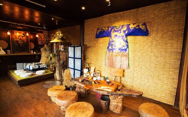Mo Dai Mountain Inn