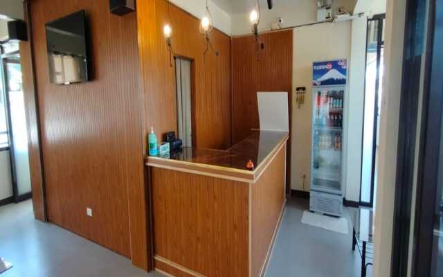 OYO 1062 Casa Edna Microtel And Function