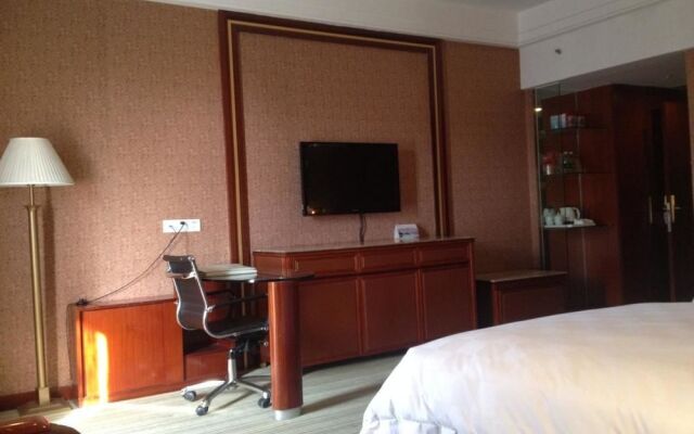 Nanhua Qifu Hot Spring Hotel