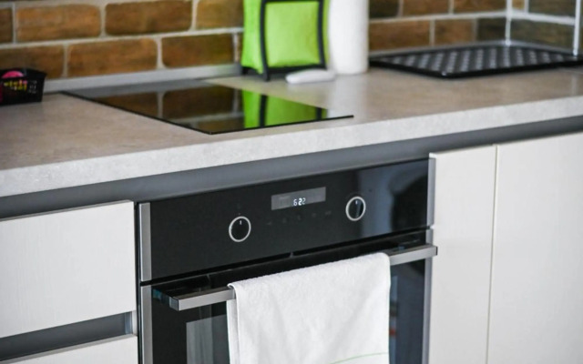 Cloud 6 -Top Center,360° view,Free private parking