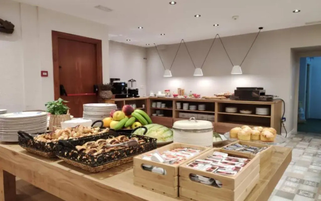 Hotel Saurat