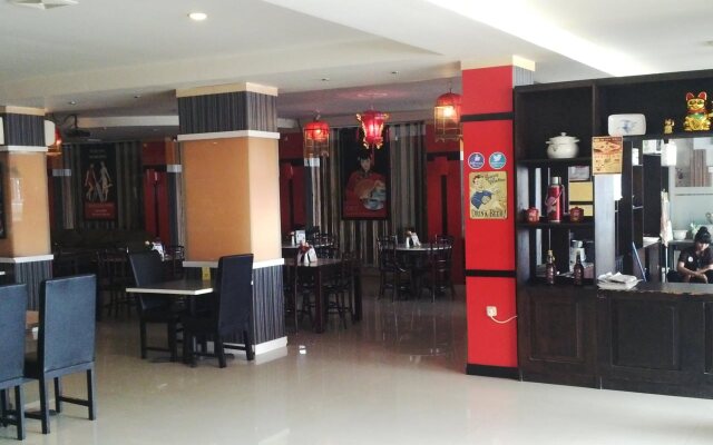 Hotel Trisula By OYO