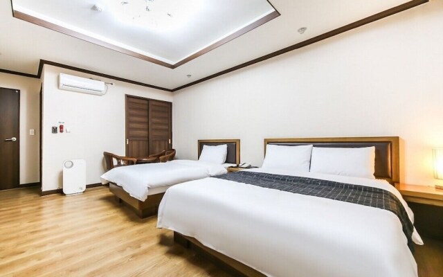 Modern Business Hotel