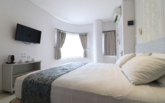 Kembang Hotel