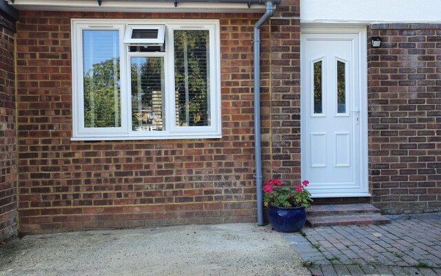Captivating One-bed Apartment in Hemel Hempstead