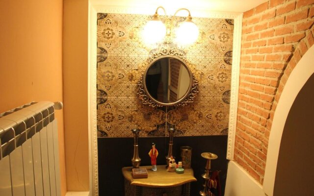 Lovely Apartment In Old Tbilisi