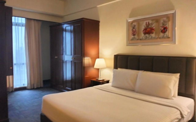 KL Service Suite at Times Square