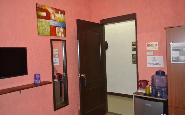 Dee GuestHouse