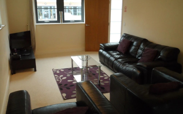 Flexi-Lets@Wallis Square, Farnborough