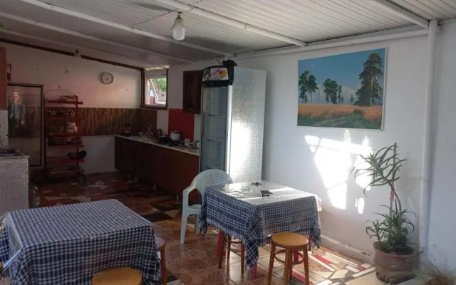 Guest house on Devyatnadtsataya