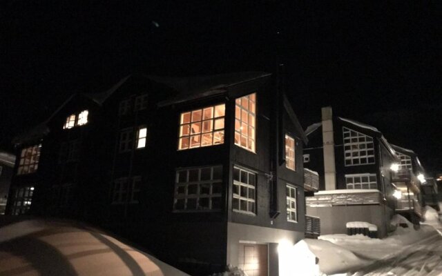 Penthouse by the ski lift, 4 bedrooms, 2 living rooms