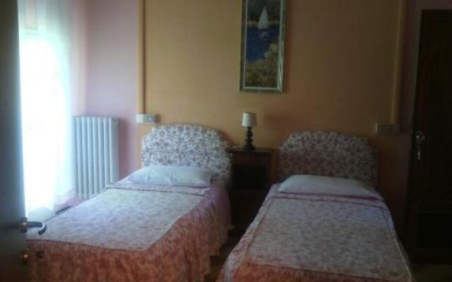 Villa Montrona RR