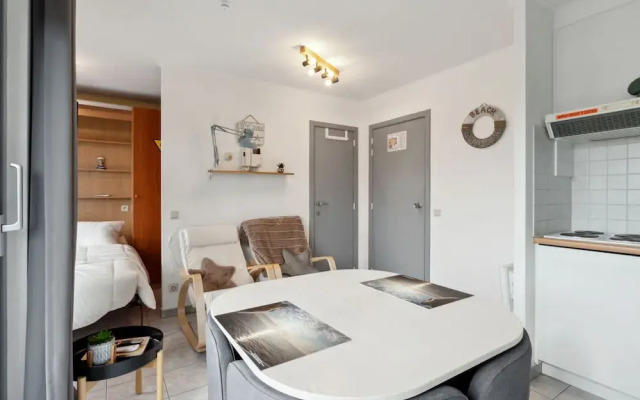 Seaside Apartment With Terrace