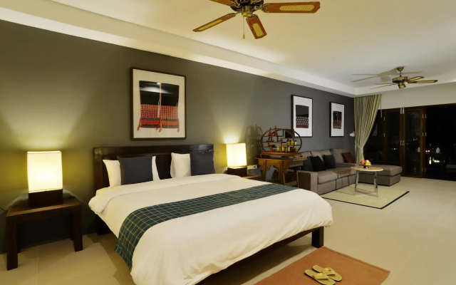 The Quarter Hotel