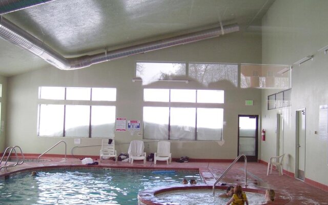 Powder Ridge Village by VRI Resort