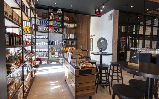 Holiday Inn Calgary South Conference Center by IHG