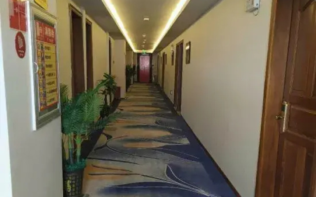 Ding Good Hotel Ruili
